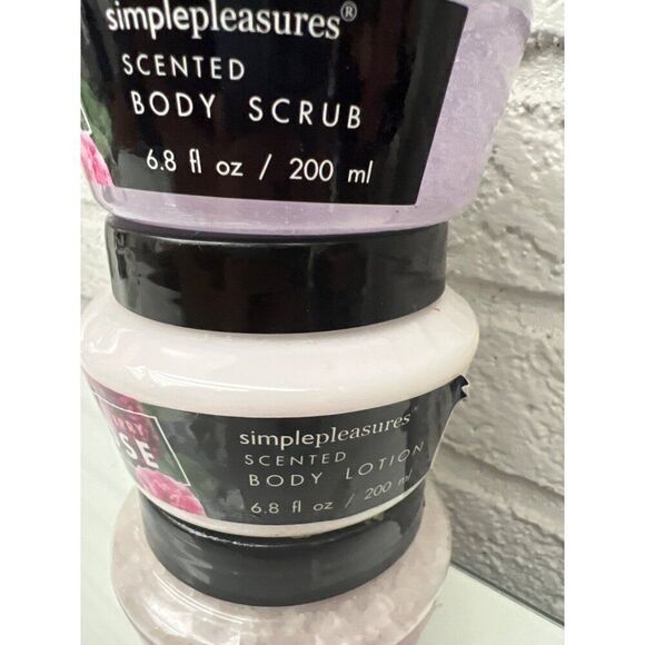 Simple Pleasures BlackBerry Rose Body Collection - Picture 4 of 6